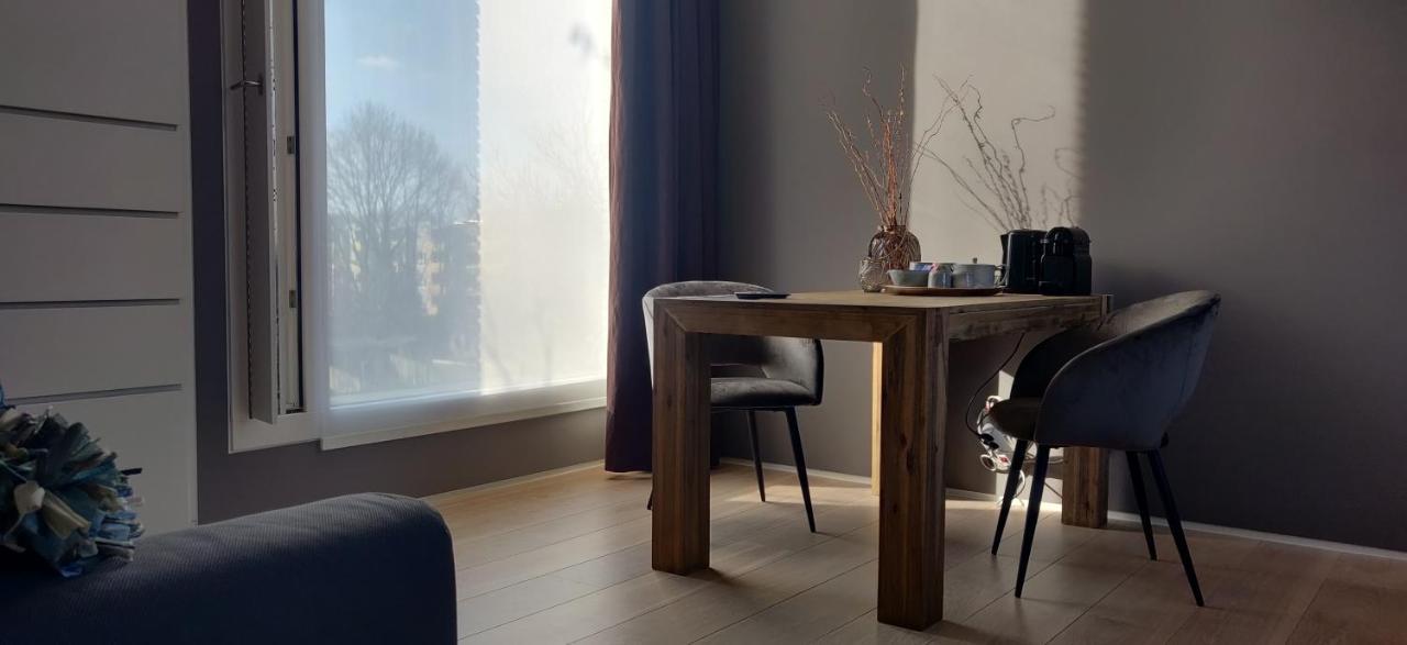 Bed & Wellness Boxtel, Luxe Kamer Met Airco En Eigen Badkamer Exterior photo
